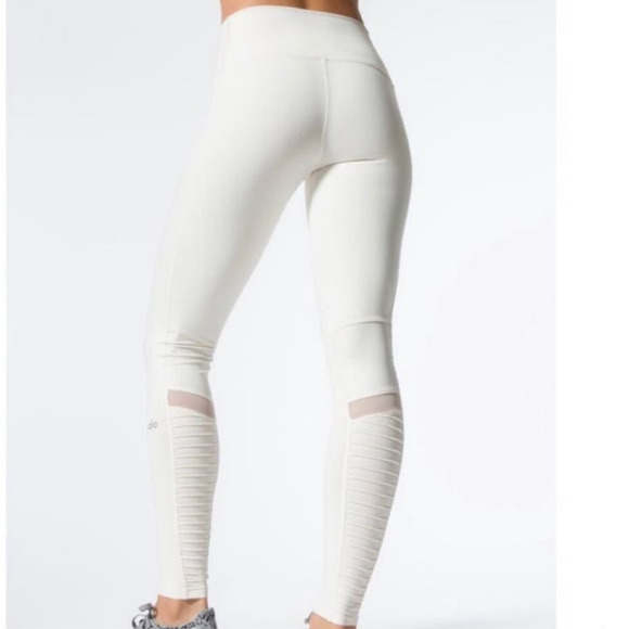 Alo Yoga High-waist‎ Moto Sport leggings with mesh panels - Picture 2 of 10